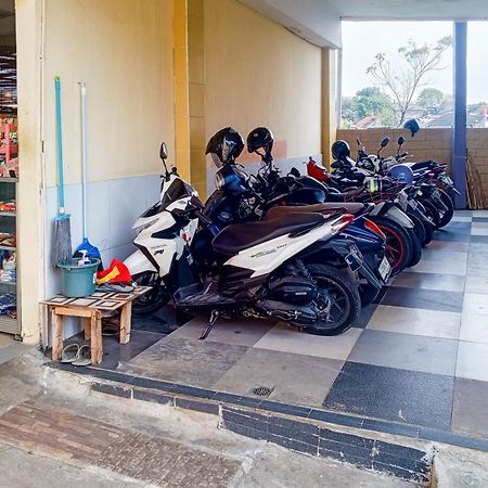 فندق Malibu Syariah Bogor Redpartner المظهر الخارجي الصورة